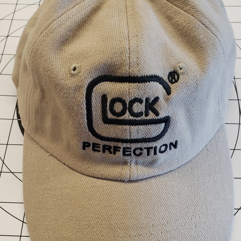 Glock hat